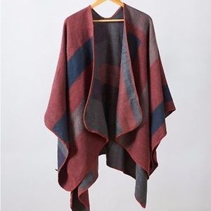 Comfortable Poncho. Can style many ways.
